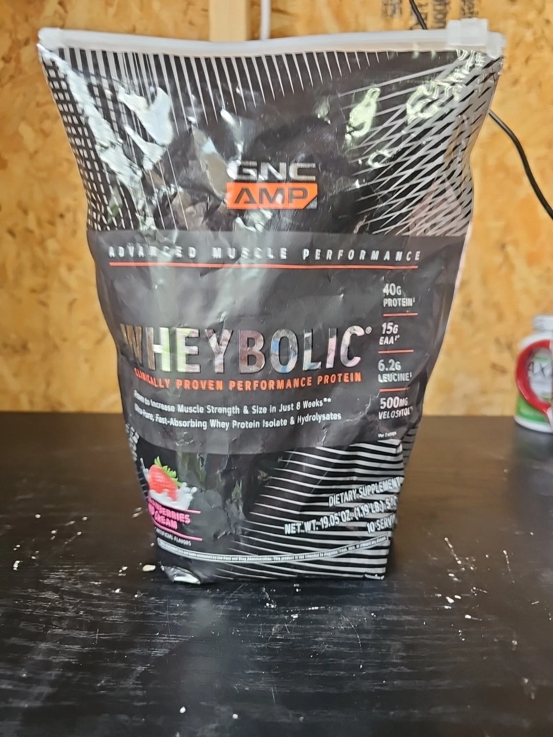 GNC AMP Wheybolic Protein Powder Strawberries & Cream 19.05oz No Visible Exp
