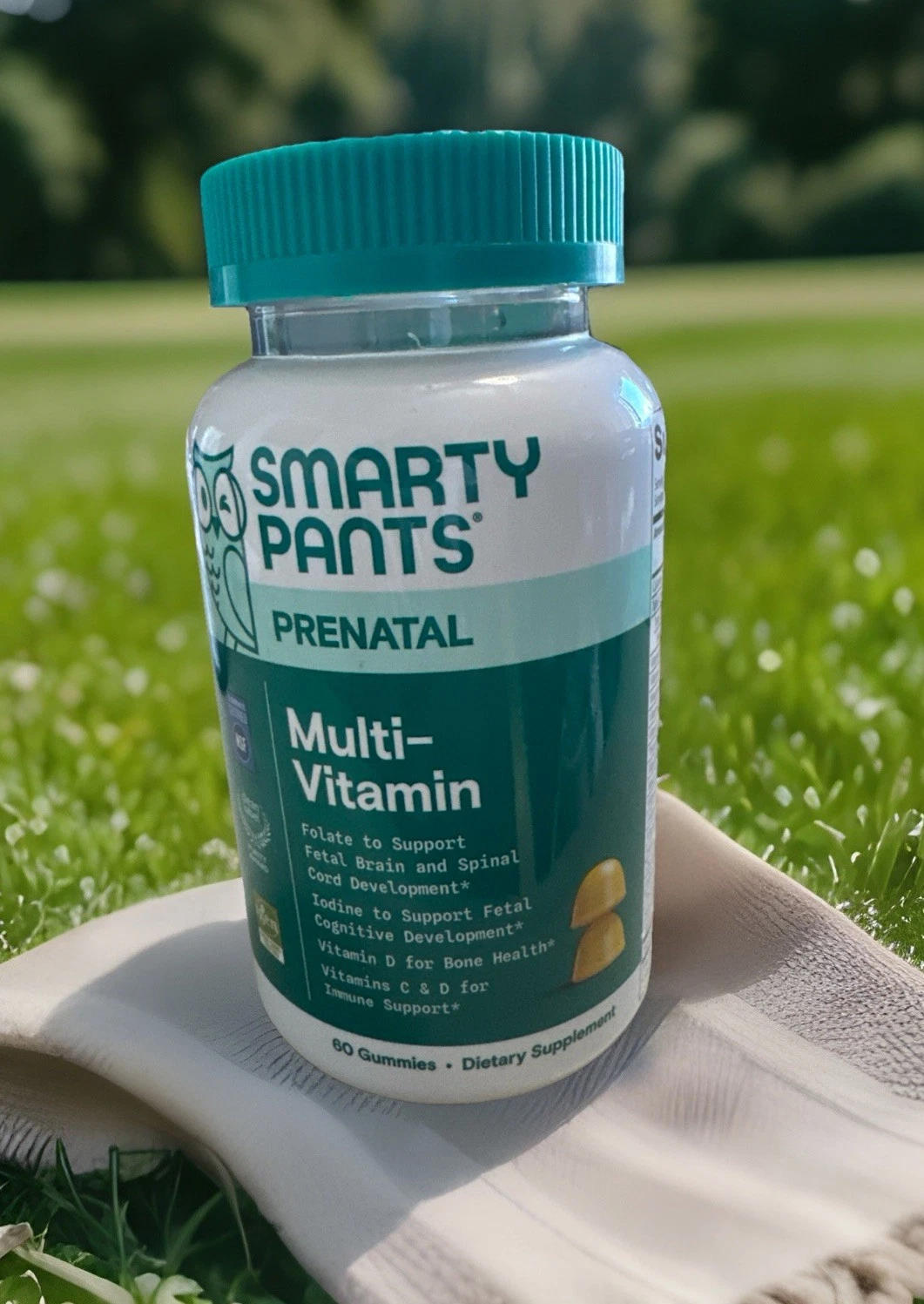 SmartyPants Prenatal & Postnatal Multi Gummies - 60ct Exp: 10/2025