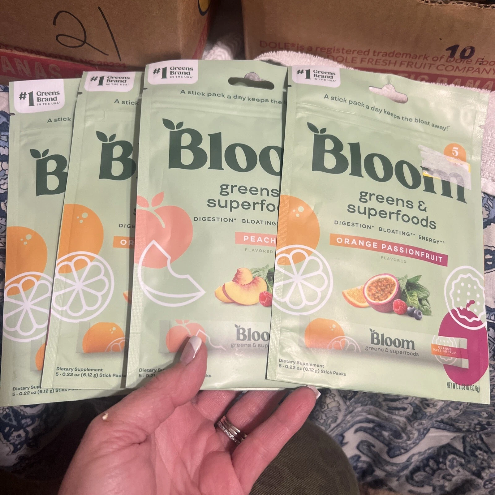 Bloom Nutrition Greens Superfoods Powder 20 Sticks Orange Passion fruit & Peach
