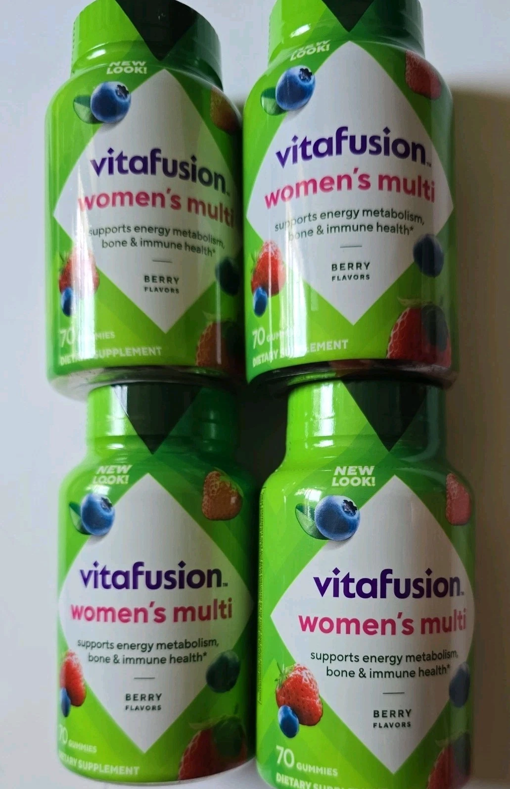 (4) vitafusion Womens Multivitamin for Women 70 gummies in each bottle