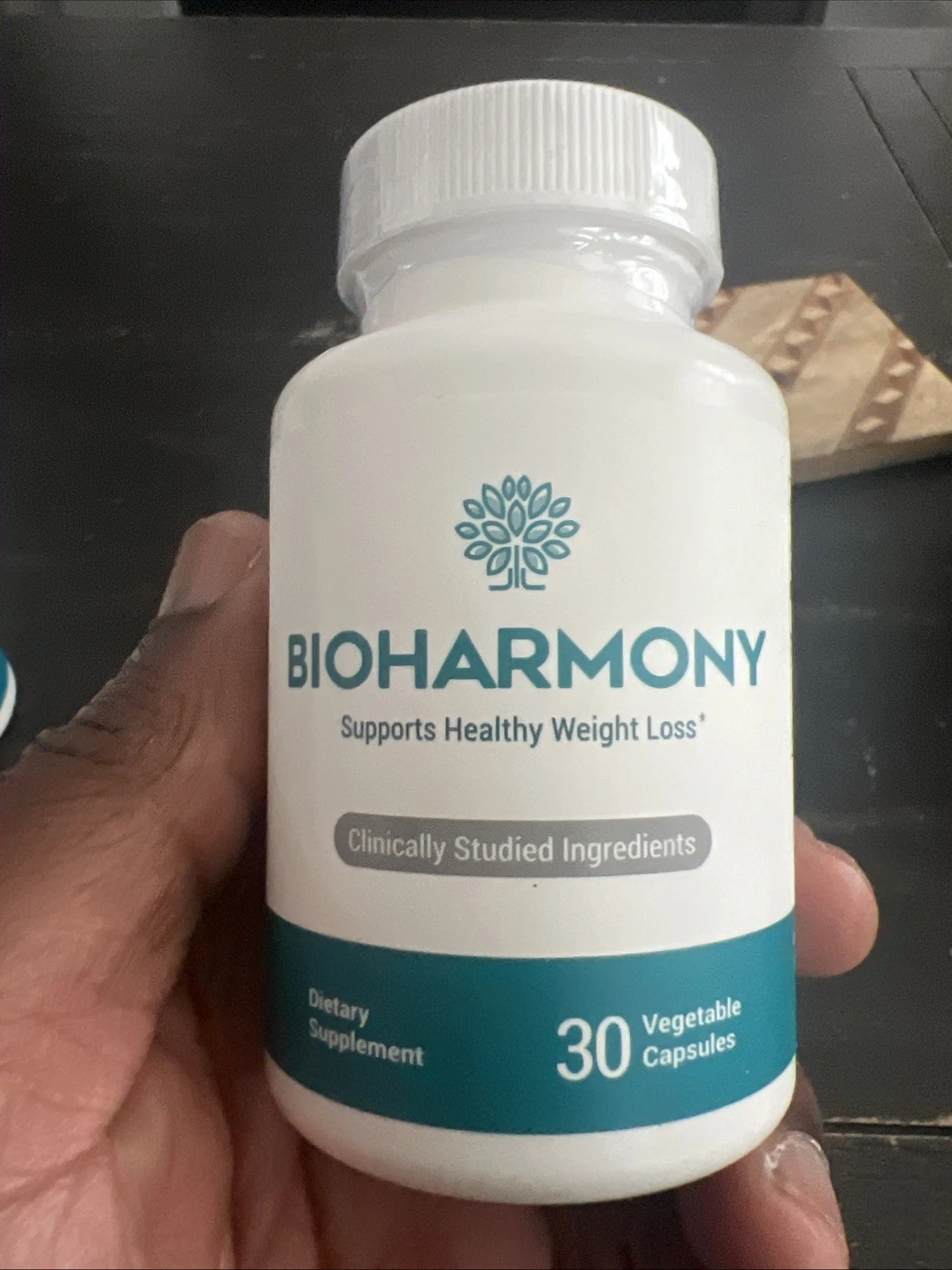 BIOHARMONY SUPPORTS HEALTHY WEIGHT LOSS - 30 CAPS EXP : 01/2026