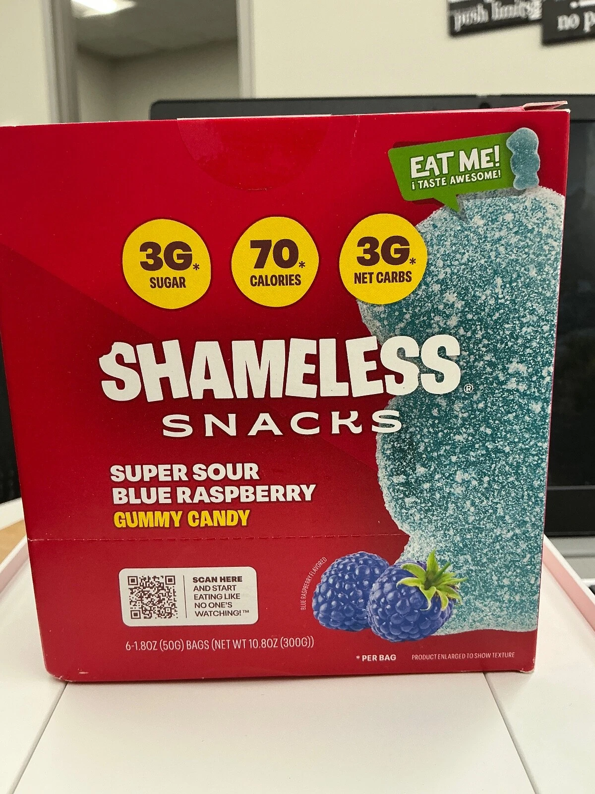 SUPER SOUR BLUE RASPBERRY GUMMY CANDY